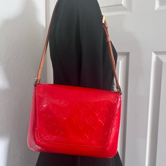 Louis Vuitton Shoulder Bag Thompson Street Red Vernis - Picture 3 of 17